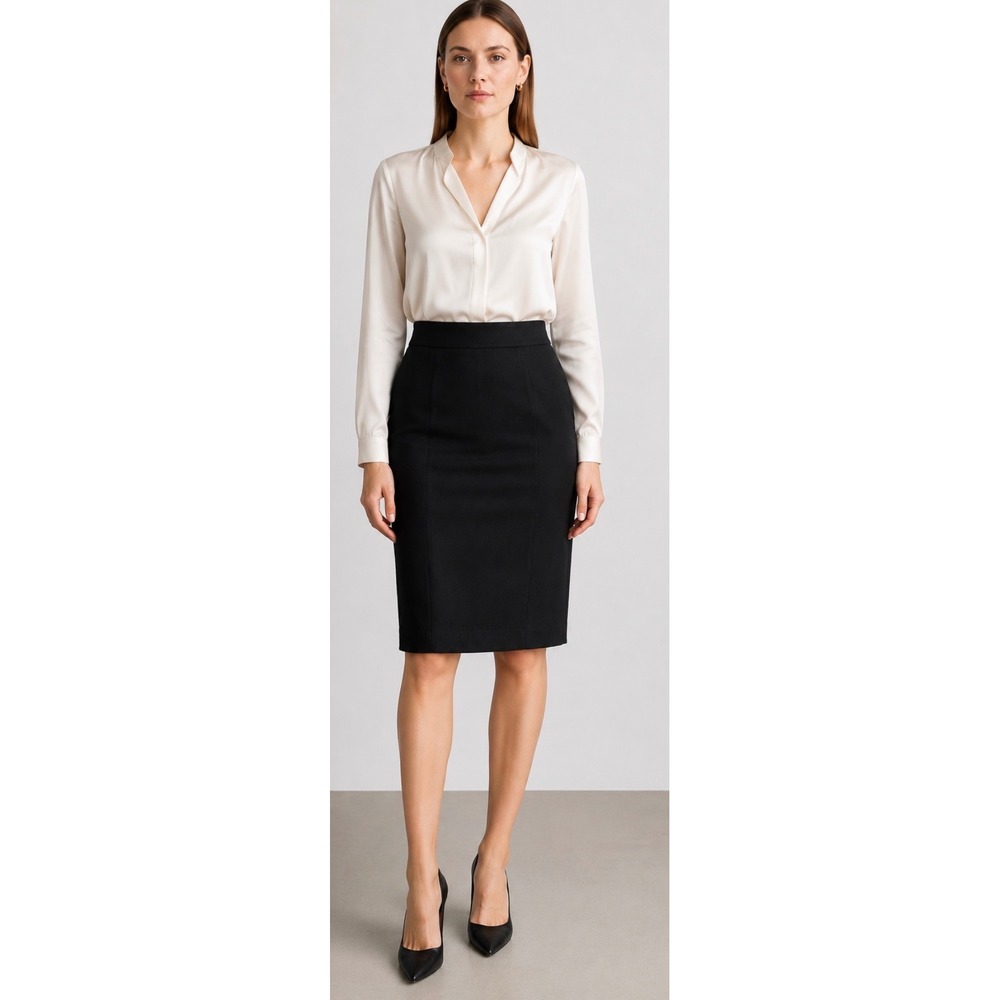 Akris Punto Black Pencil Skirt Knee Length US 6 Tailored Career Office
Luxury